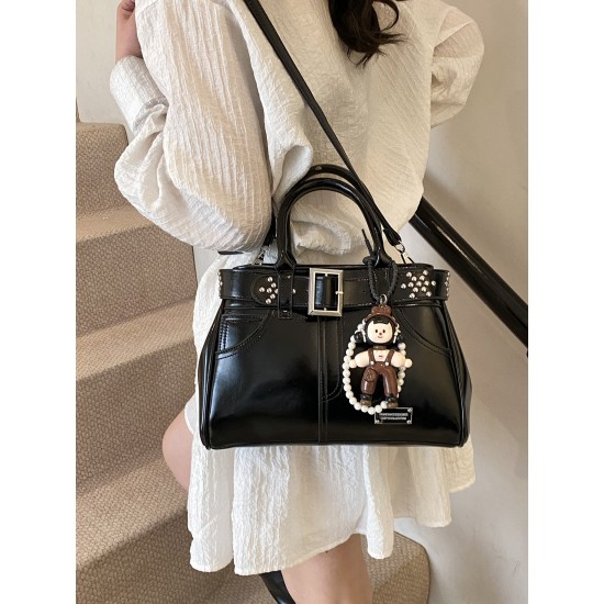 The 2025 early spring new handbag is versatile, high-end, large-capacity, single-shoulder, belt, pant, crossbody women's bag, and can be worn on one shoulder or crossbody The 2025 early spring new handbag is versatile, high-end, large-capacity, single-shoulder, belt, pant, crossbody women's bag, and can be worn on one shoulder or crossbody