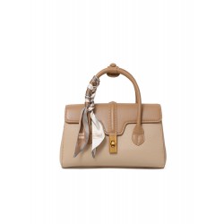 The 2025 new high-end handbag from Qiandian is a versatile and stylish handbag for office workers