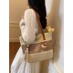 The 2025 summer new large-capacity single-shoulder tote bag, tassel straw woven bag, fashionable and versatile women's bag, beach bag
