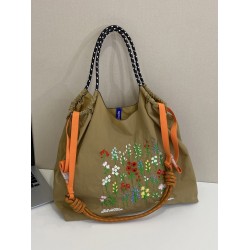 Ball Chain floral embroidery shopping bag, single-room tote bag, large-capacity crossbody bag, versatile commuter woman