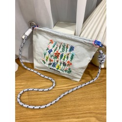 ball chain2025 New floral, Japanese and Korean fashion, versatile small square bag, single-shoulder crossbody bag, women's bag