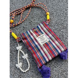 The 2025 summer new single-shoulder crossbody small square bag is a versatile color-blocking checkered tassel women's casual mobile phone bag